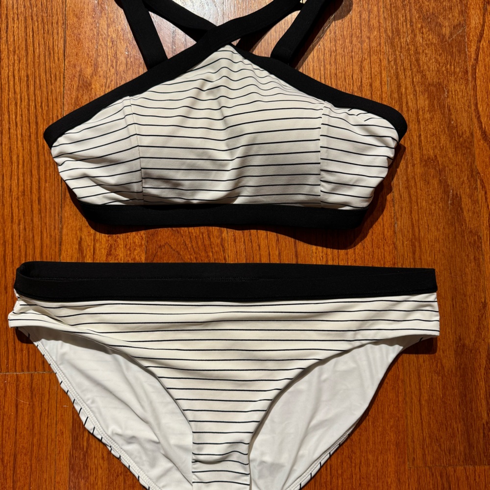 Calia By Carrie Underwood Women's Size M Black White Striped bikini